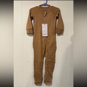 goumi grow with you footie